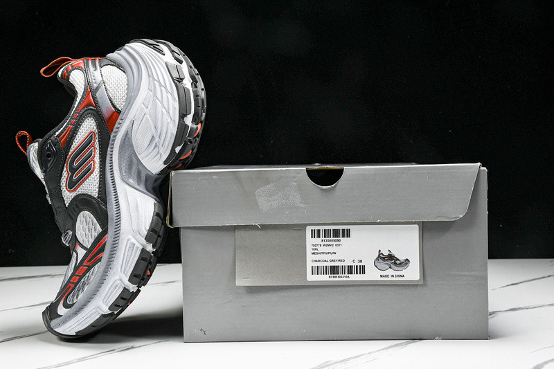 Balenciaga 10XL Sneaker