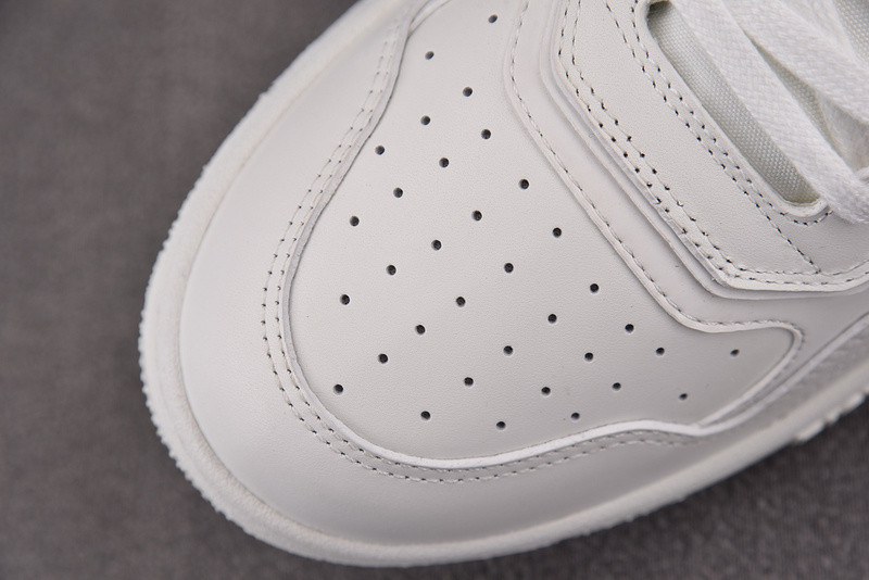 DR B27 Sneaker