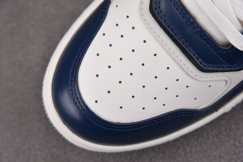DR B27 Sneaker