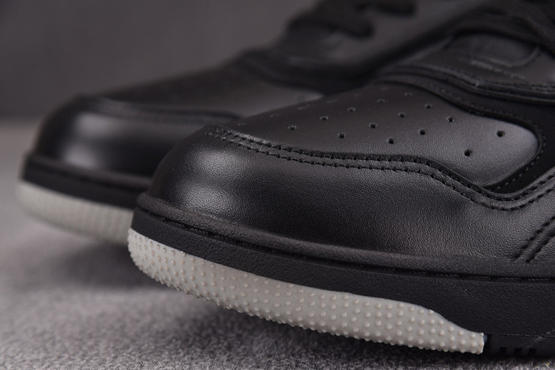 DR B27 Sneaker