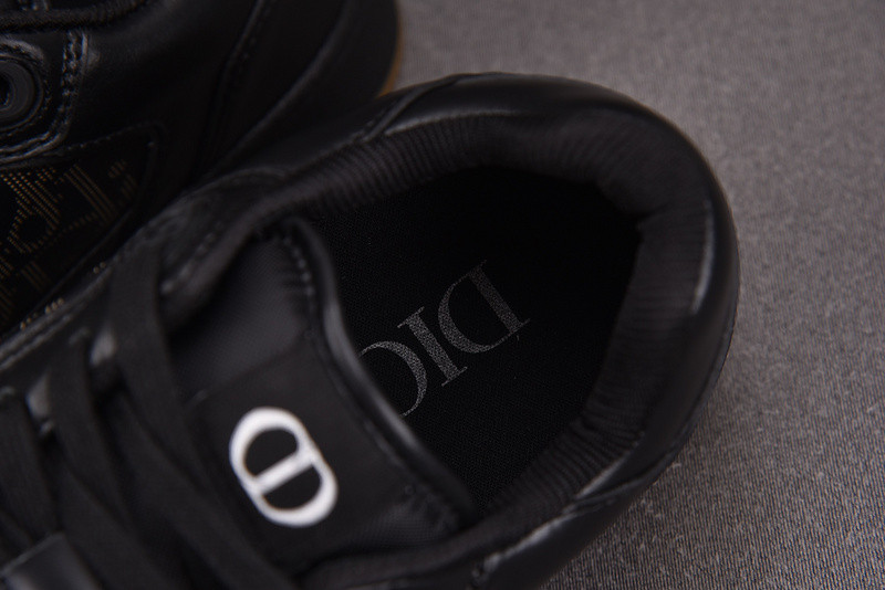 DR B27 Sneaker