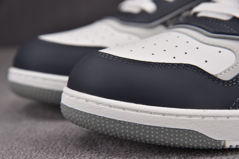DR B27 Sneaker
