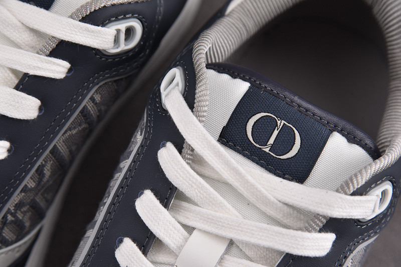 DR B27 Sneaker