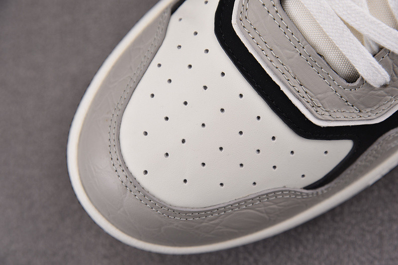 DR B27 Sneaker