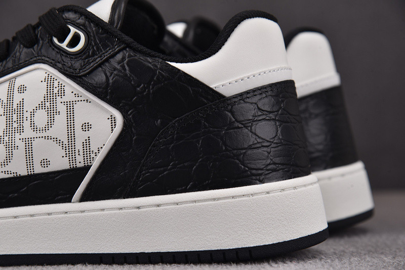 DR B27 Sneaker