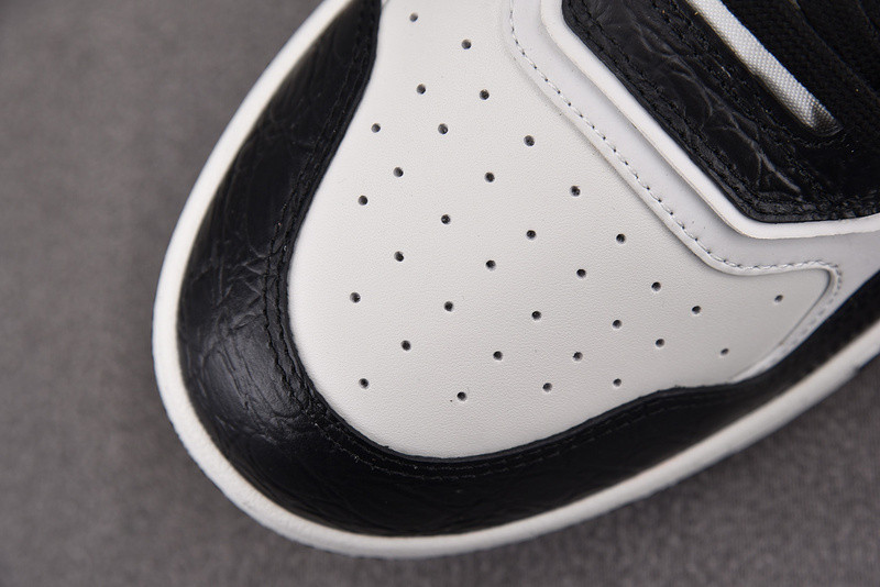DR B27 Sneaker