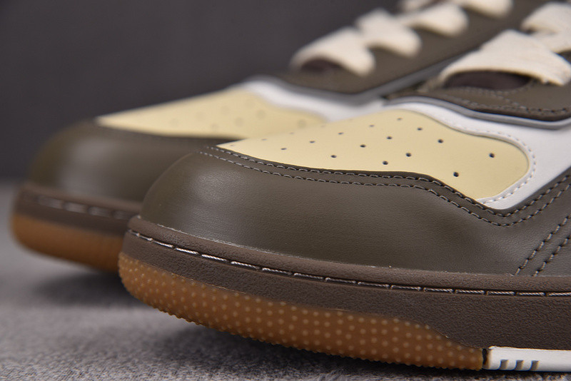 DR B27 Sneaker