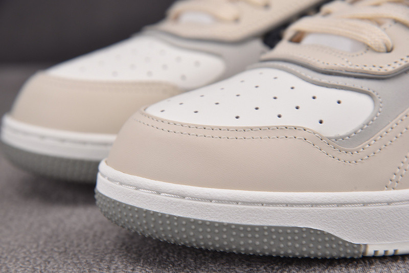 DR B27 Sneaker