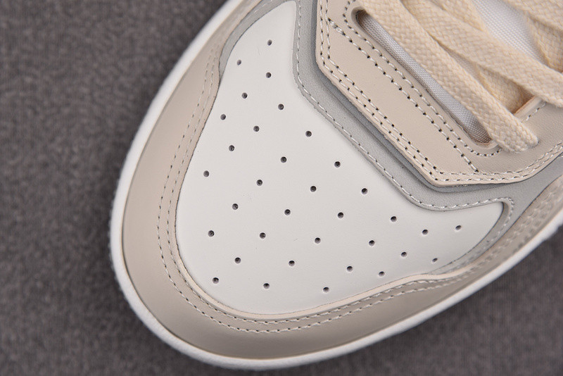DR B27 Sneaker