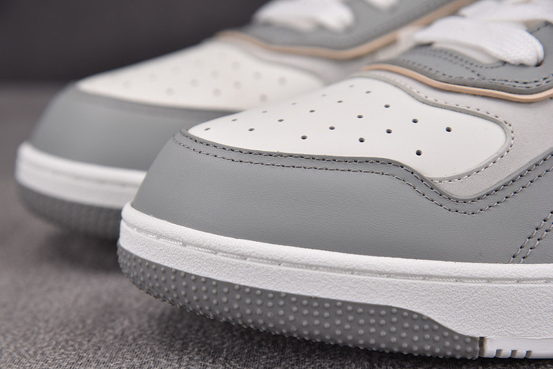 DR B27 Sneaker