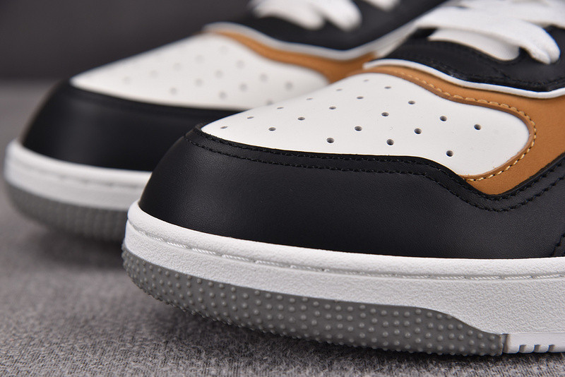 DR B27 Sneaker