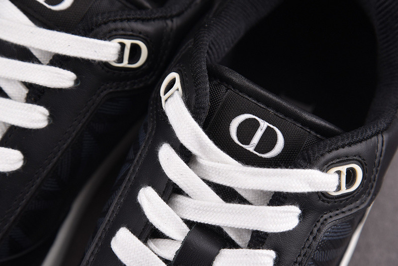 DR B27 Sneaker