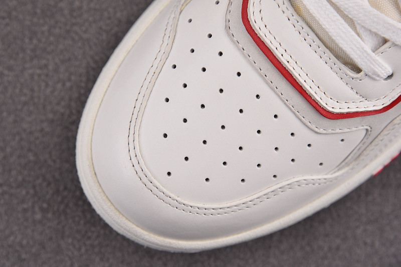DR B27 Sneaker