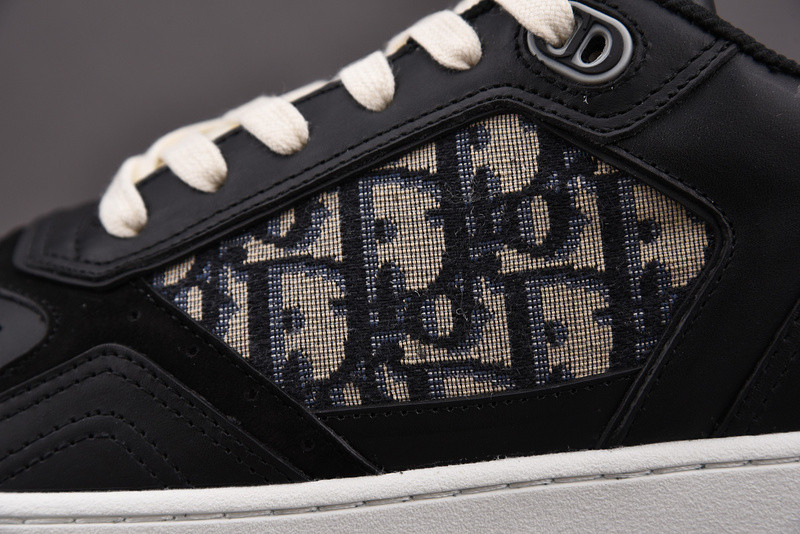 DR B27 Sneaker