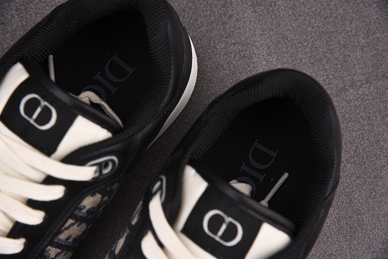 DR B27 Sneaker