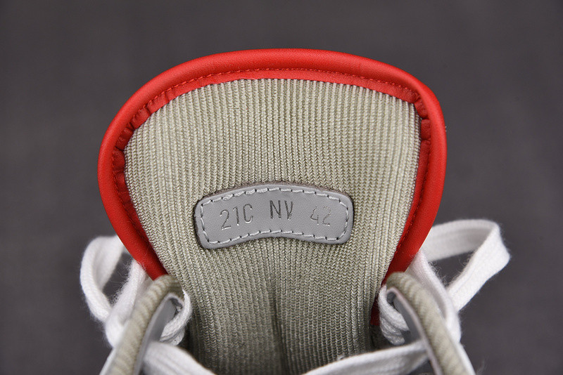DR B27 Sneaker