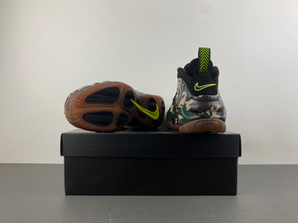 Nike Air Foamposite Pro 「Green Camo IM5204-001