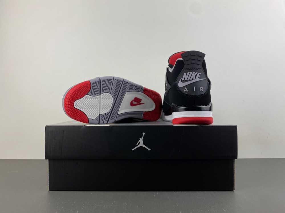 Air Jordan 4 OG 2026 