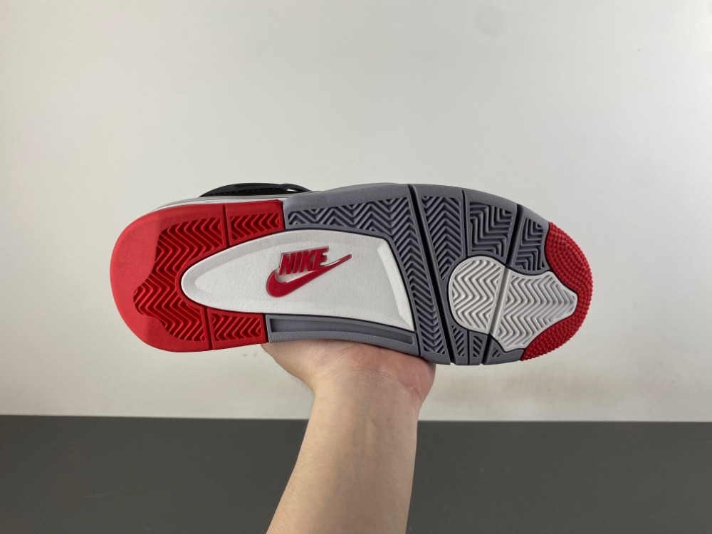 Air Jordan 4 OG 2026 