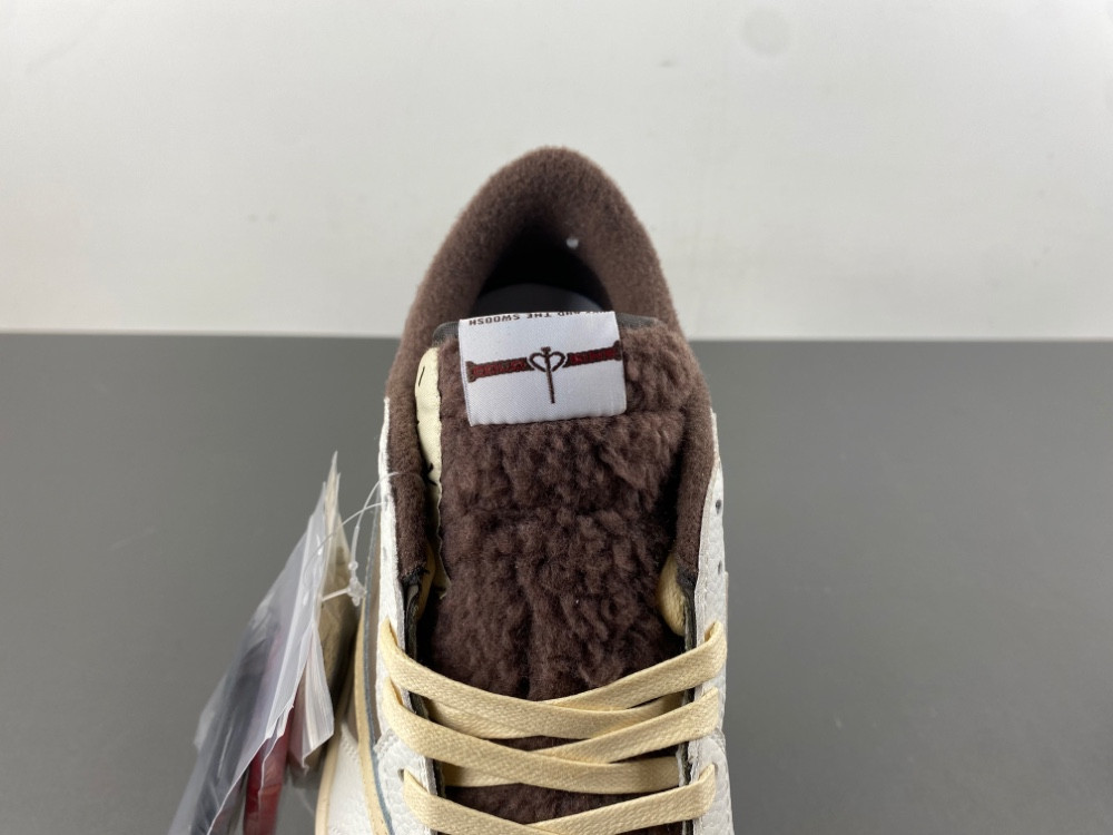 Travis Scott x Jordan Air Jordan 1 Low DM7866-717