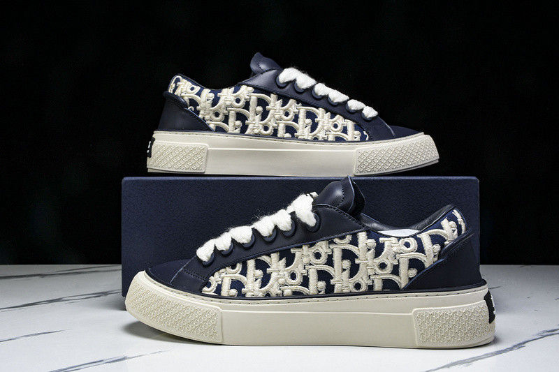 DR B33 Sneaker