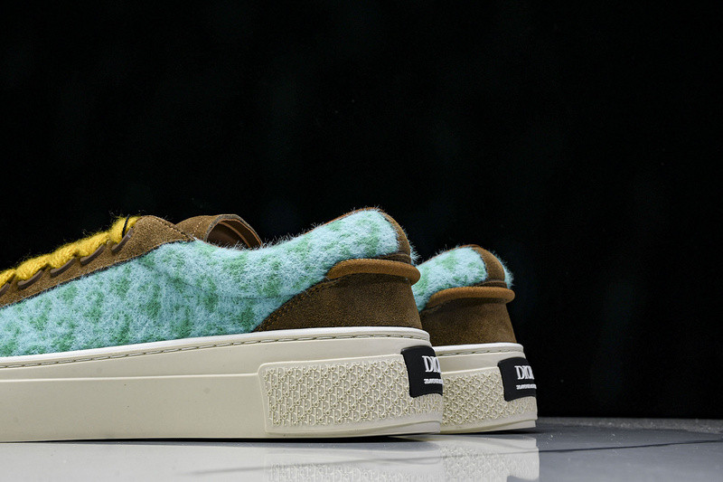 DR B33 Sneaker