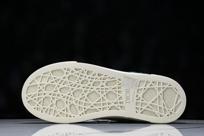 DR B33 Sneaker