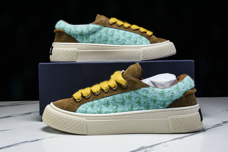 DR B33 Sneaker