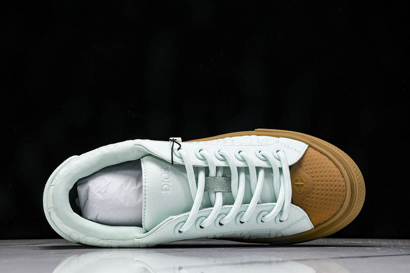 DR B33 Sneaker