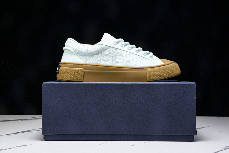 DR B33 Sneaker