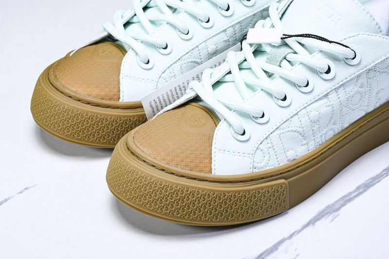 DR B33 Sneaker