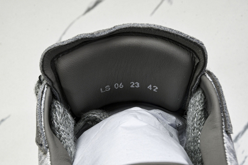 DR B33 Sneaker