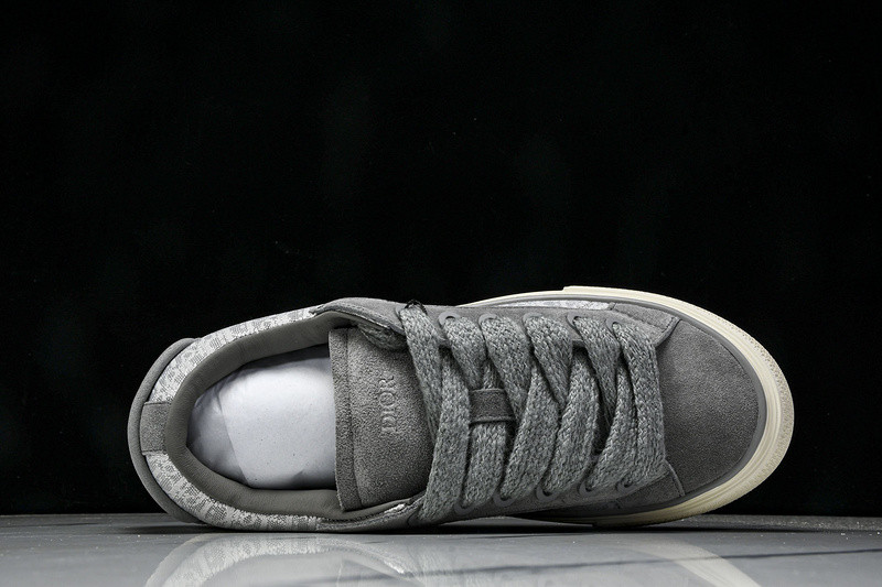 DR B33 Sneaker