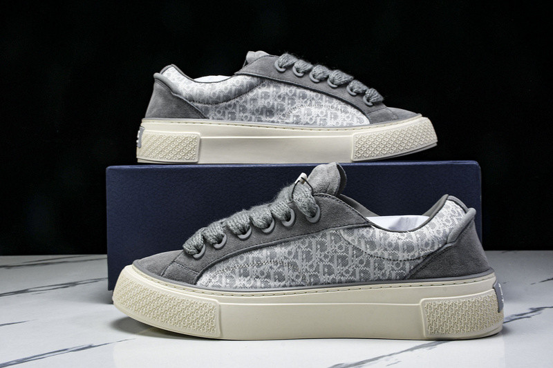 DR B33 Sneaker