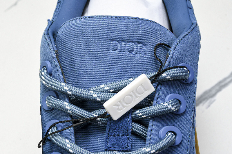 DR B33 Sneaker