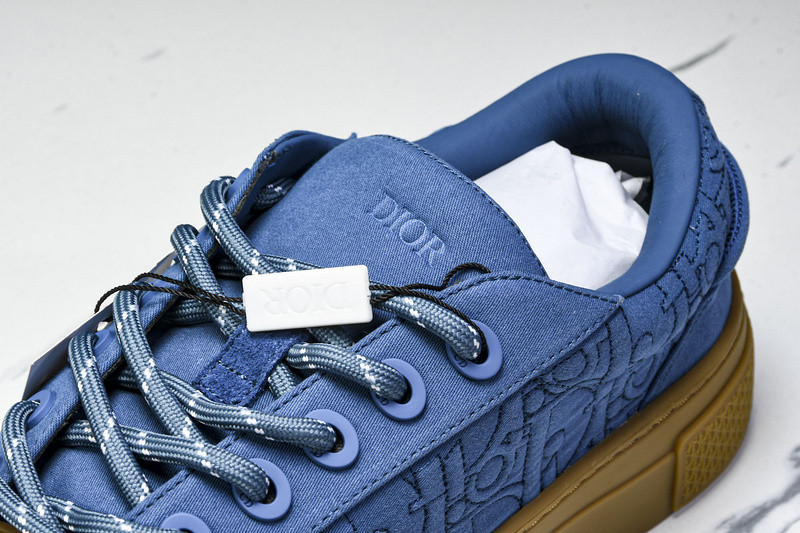 DR B33 Sneaker