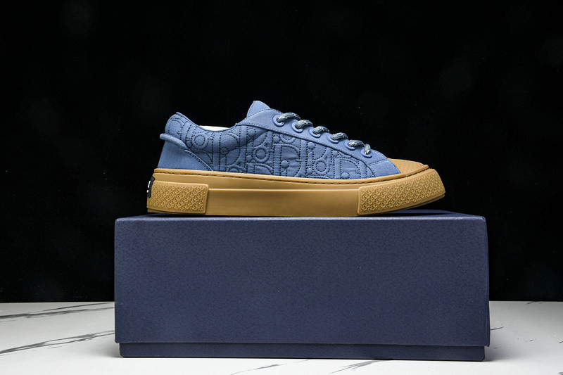 DR B33 Sneaker