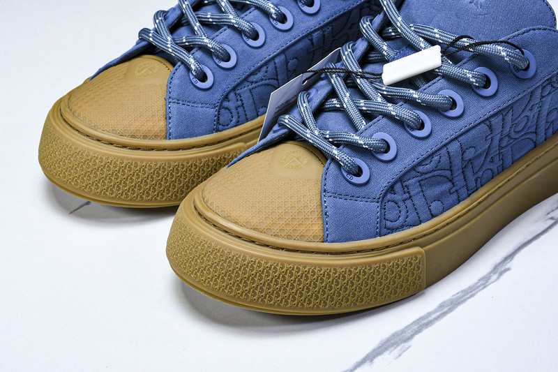 DR B33 Sneaker
