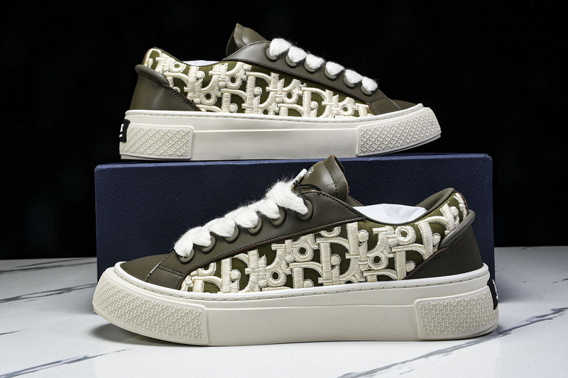 DR B33 Sneaker