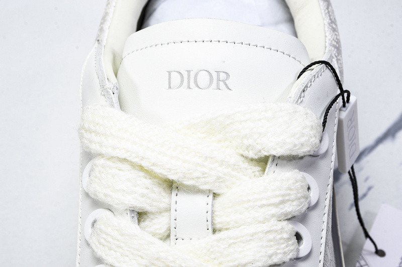 DR B33 Sneaker