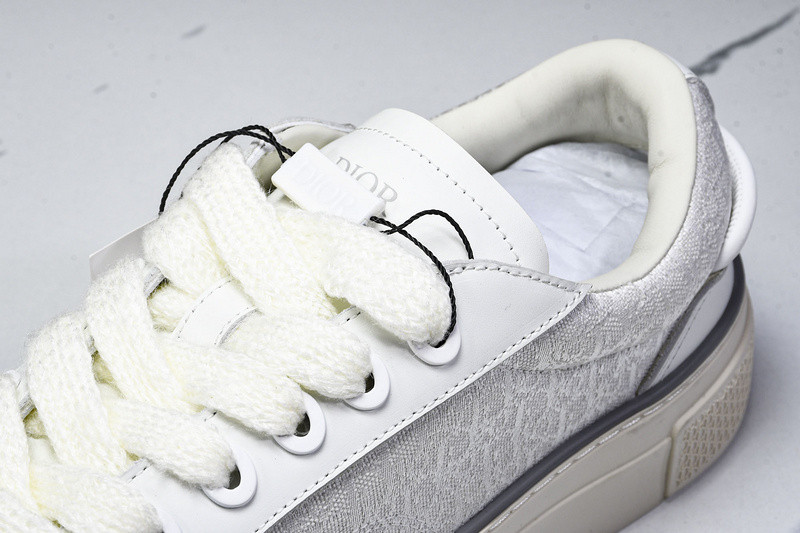 DR B33 Sneaker