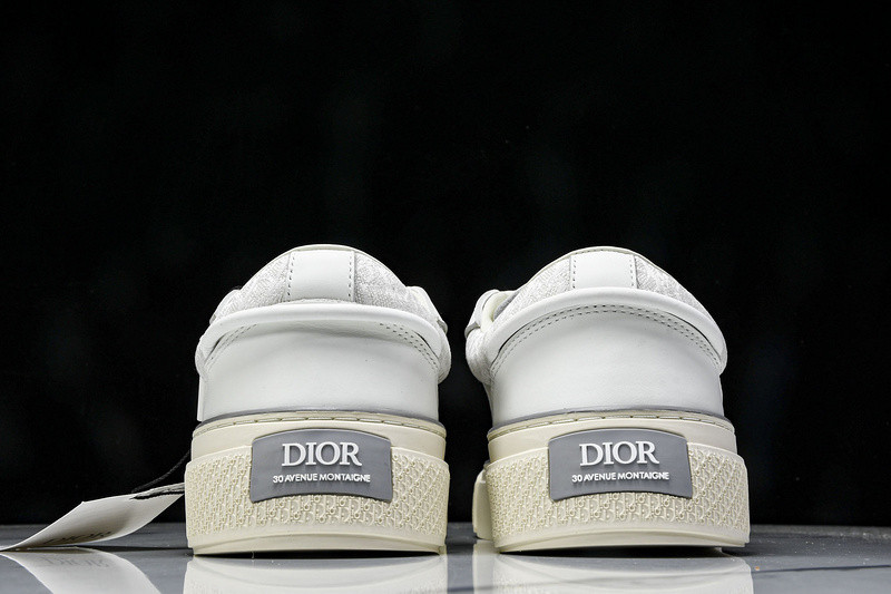 DR B33 Sneaker