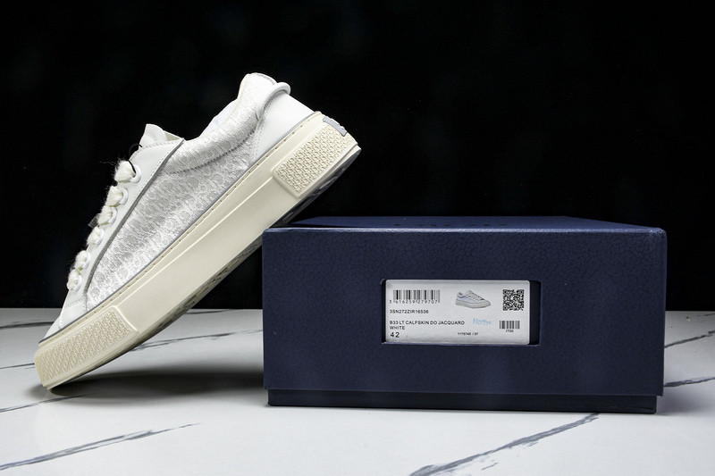 DR B33 Sneaker
