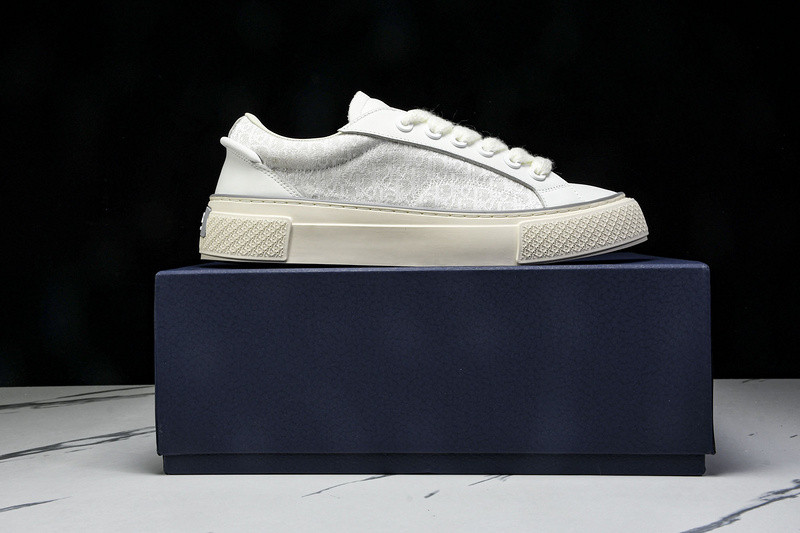 DR B33 Sneaker