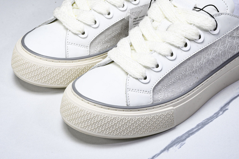 DR B33 Sneaker