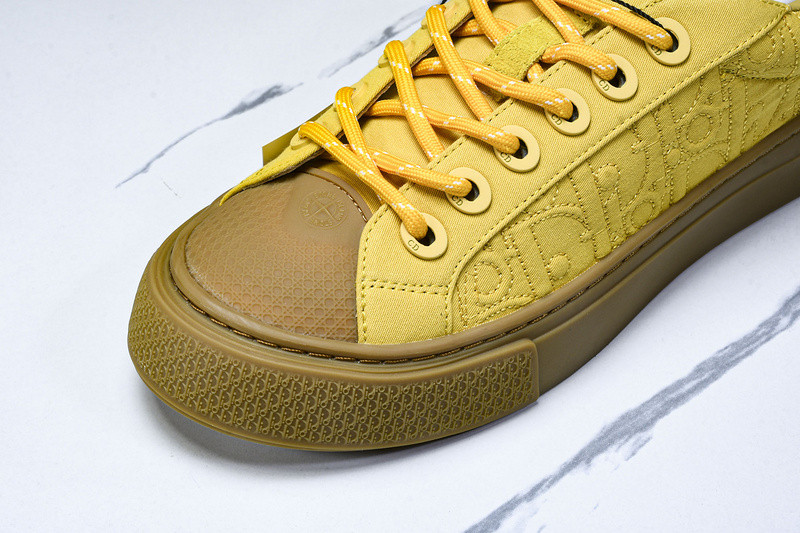 DR B33 Sneaker