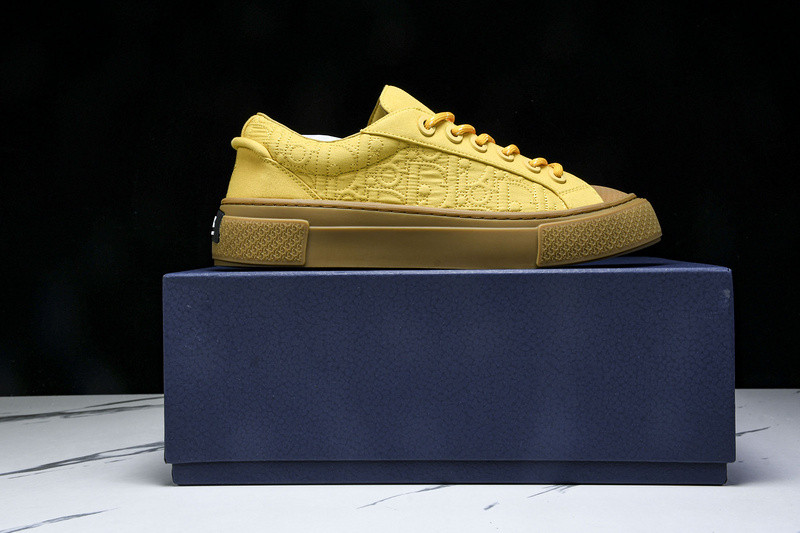 DR B33 Sneaker
