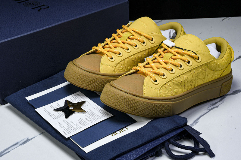 DR B33 Sneaker