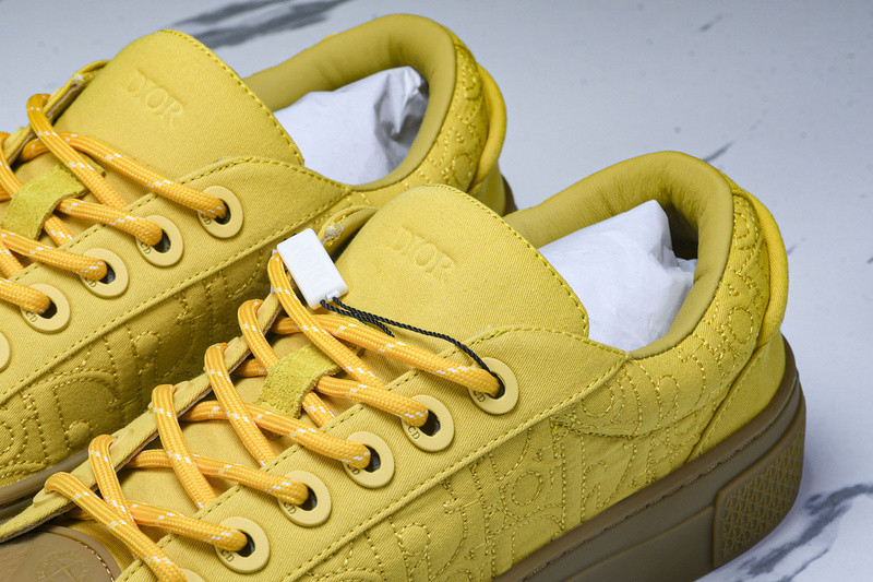 DR B33 Sneaker