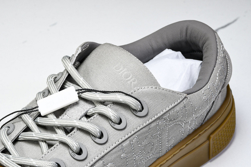 DR B33 Sneaker